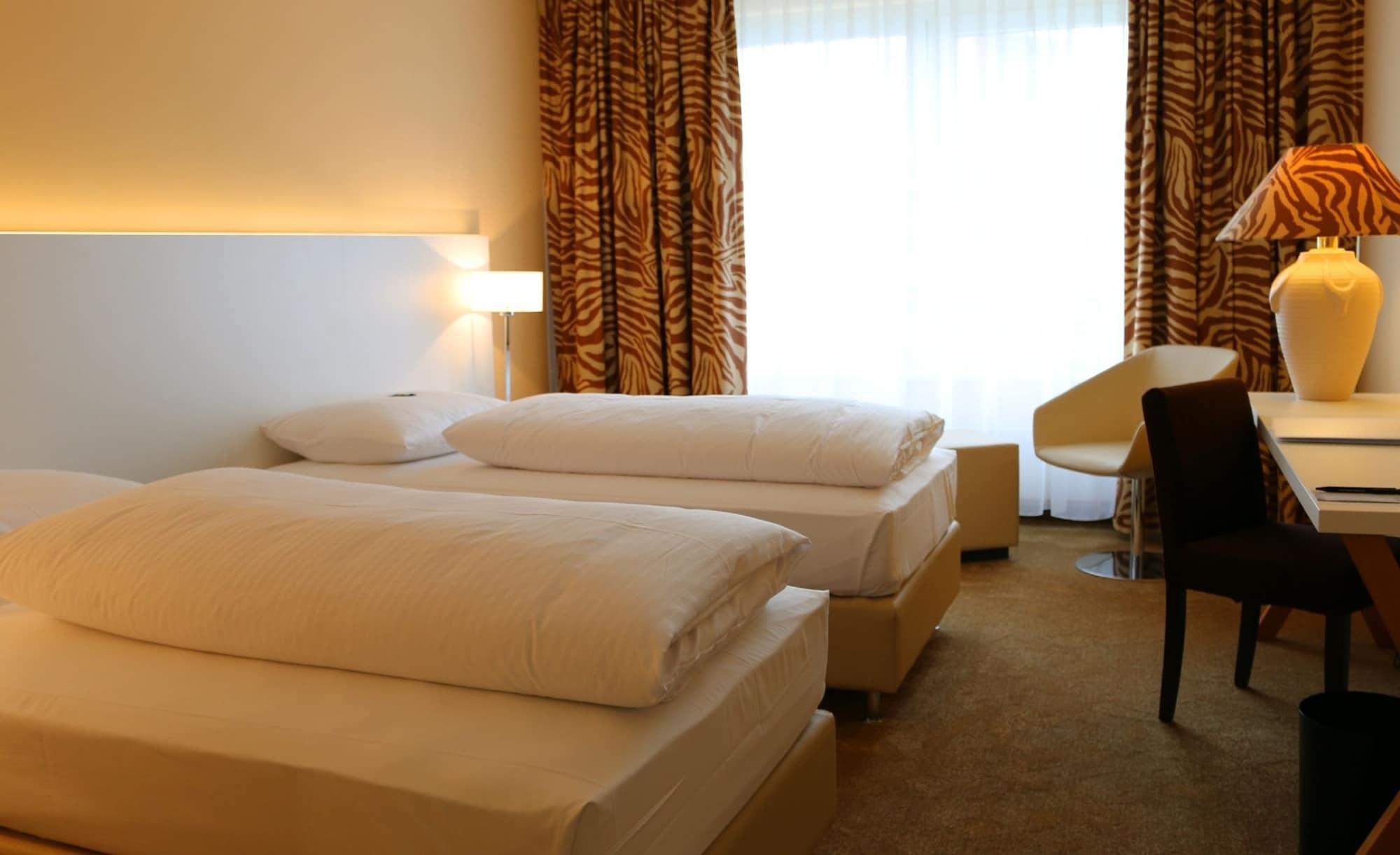 Relexa Hotel Frankfurt Am Main Bagian luar foto